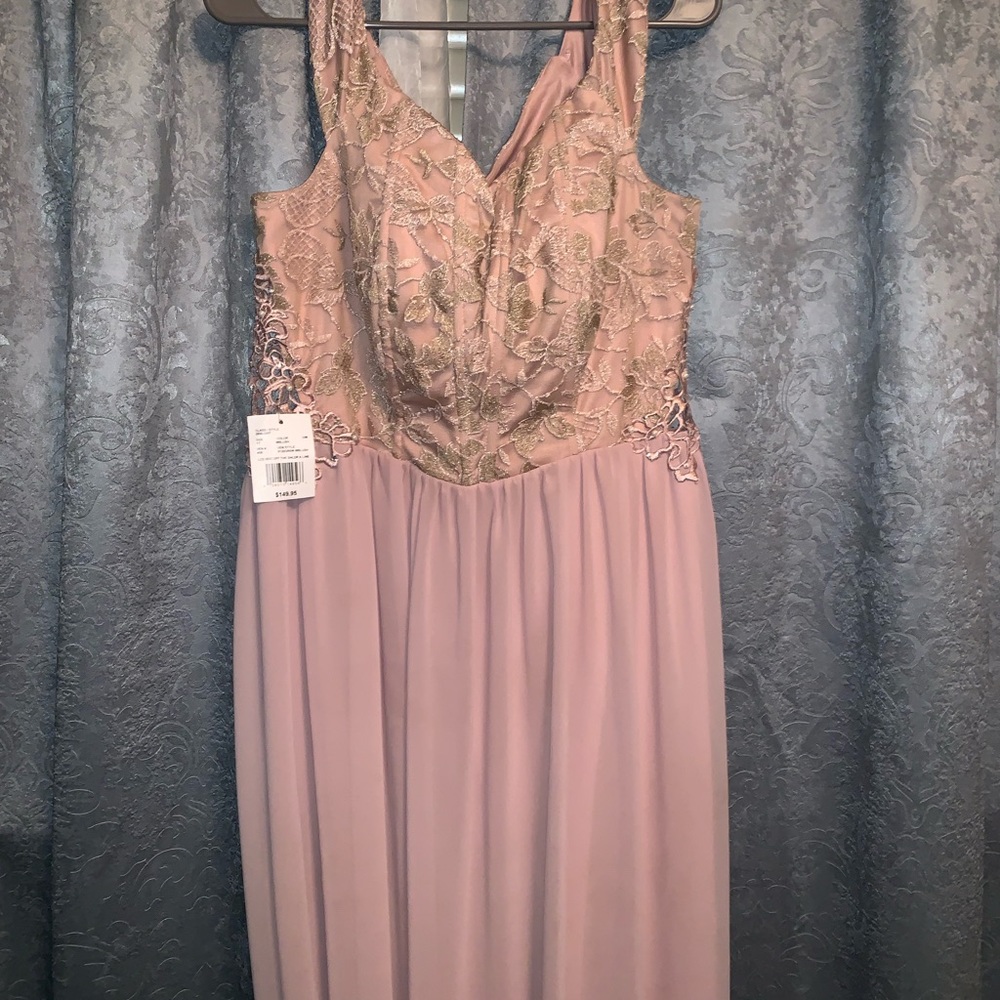 - Bridesmaid dress - Picture 2 of 5
